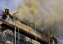 Dachstuhlbrand Koeln Poll Geislarerstr P047